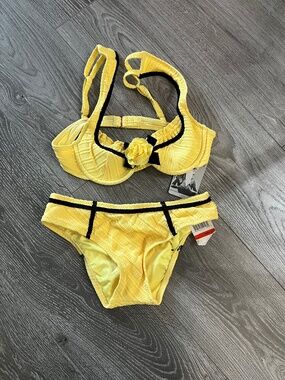 Betsy Johnson swim - unforgettable in yellow